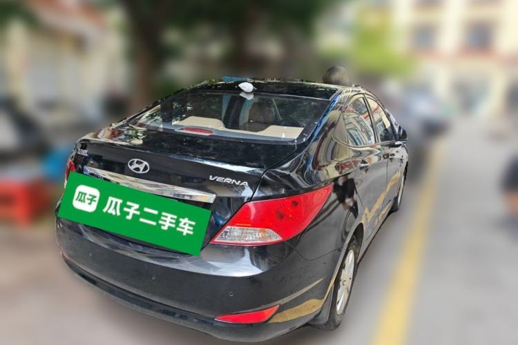 Used Hyundai Verna (older generation) 2010 Sedan 1.4L Manual Comfort GS Rear Right 45 Deg