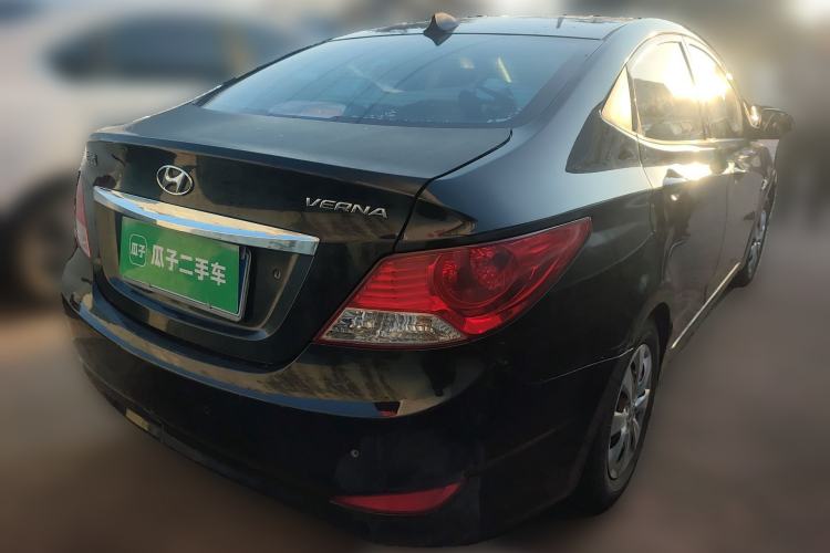 Used Hyundai Verna (older generation) 2010 Sedan 1.4L Manual Comfort GS Rear Right 45 Deg