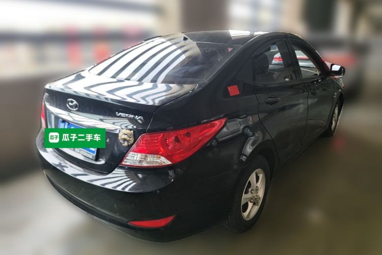 Used Hyundai Verna (older generation) 2010 Sedan 1.4L Manual Comfort GS Rear Right 45 Deg