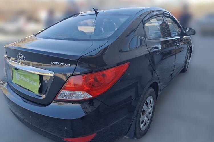 Used Hyundai Verna (older generation) 2010 Sedan 1.4L Manual Comfort GS Rear Right 45 Deg