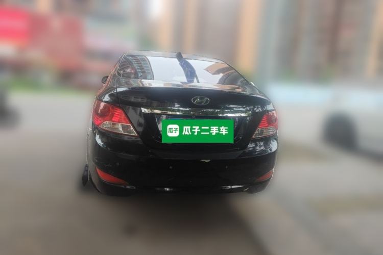 Used Hyundai Verna (older generation) 2010 Sedan 1.4L Manual Comfort GS Rear