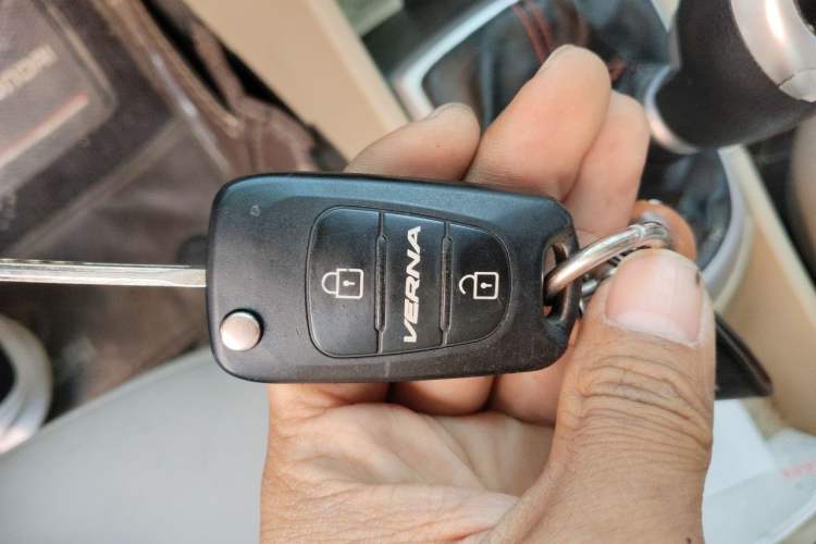Used Hyundai Verna (older generation) 2010 Sedan 1.4L Manual Standard GL Model Vehicle Key