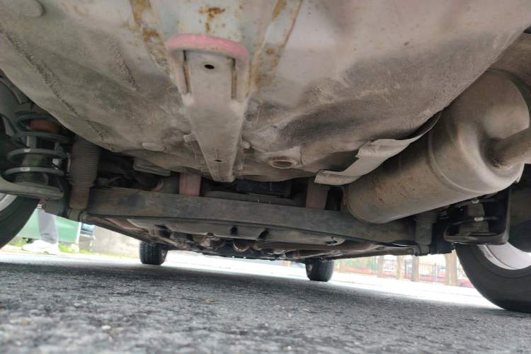 Used Hyundai Verna (older generation) 2010 Sedan 1.4L Automatic Fashionable GT Model Chassis Rear