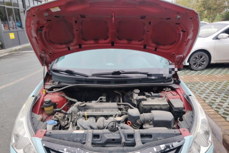 Used Hyundai Verna (older generation) 2010 Sedan 1.4L Automatic Fashionable GT Model Engine Bay