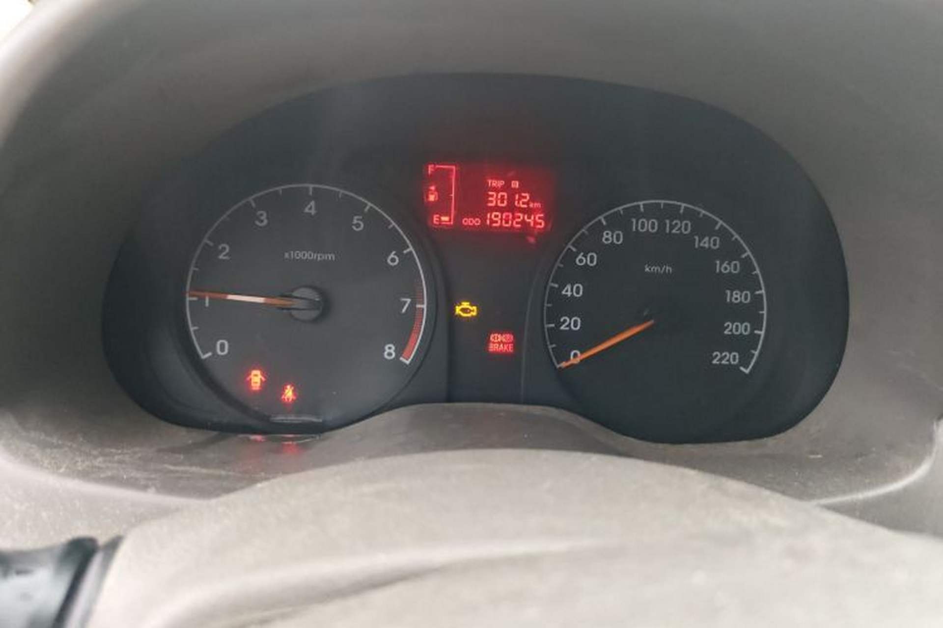 Used Hyundai Verna (older generation) 2010 Sedan 1.4L Manual Standard GL Model Instrument Cluster