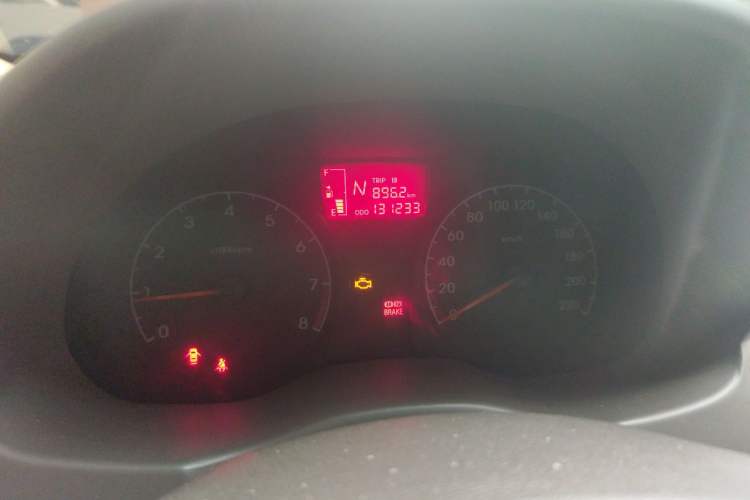 Used Hyundai Verna (older generation) 2010 Sedan 1.4L Automatic Comfort Model GS Instrument Cluster