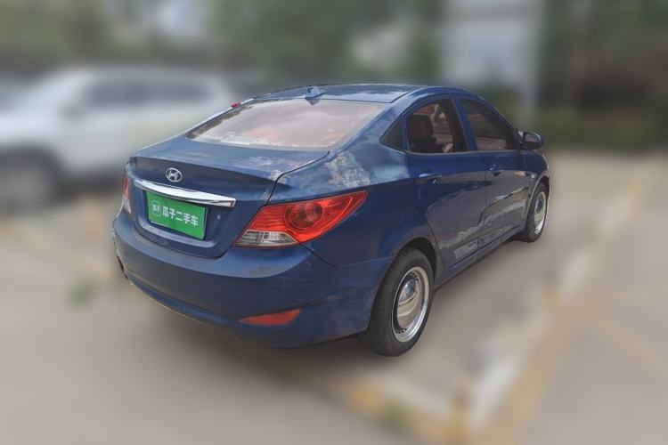Used Hyundai Verna (older generation) 2010 Sedan 1.4L Manual Comfort GS Rear Right 45 Deg