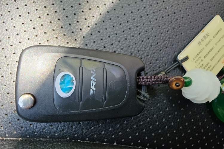 Used Hyundai Verna (older generation) 2010 Sedan 1.4L Automatic Fashionable GT Model Vehicle Key