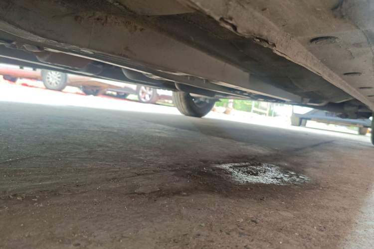 Used Hyundai Verna (older generation) 2010 Sedan 1.4L Manual Comfort GS Chassis Front Left