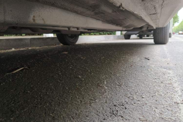Used Hyundai Verna (older generation) 2010 Sedan 1.4L Manual Comfort GS Chassis Front Left