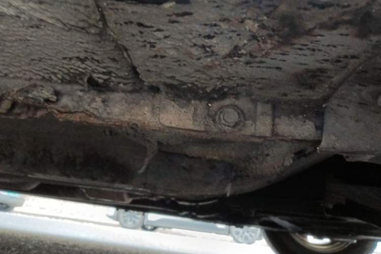 Used Hyundai Verna (older generation) 2010 Sedan 1.4L Automatic Fashionable GT Model Chassis Front Right