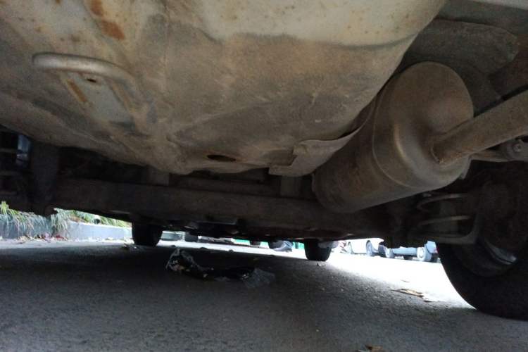 Used Hyundai Verna (older generation) 2010 Sedan 1.4L Automatic Fashionable GT Model Chassis Rear