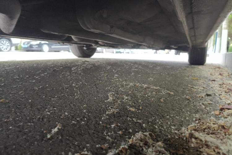 Used Hyundai Verna (older generation) 2010 Sedan 1.4L Manual Comfort GS Chassis Rear Right