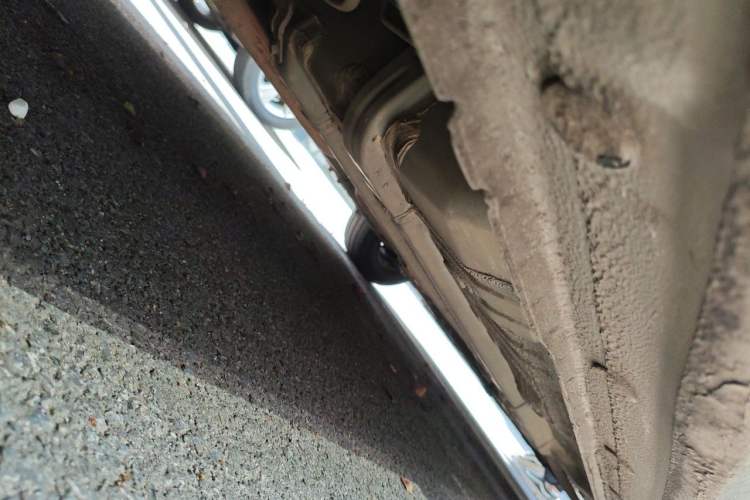 Used Hyundai Verna (older generation) 2010 Sedan 1.4L Manual Comfort GS Chassis Rear Right