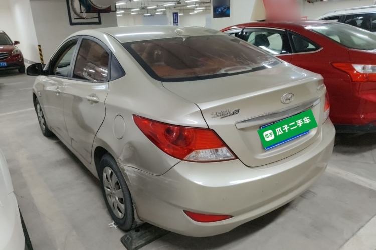 Used Hyundai Verna (older generation) 2010 Sedan 1.4L Manual Comfort GS Exterior 2