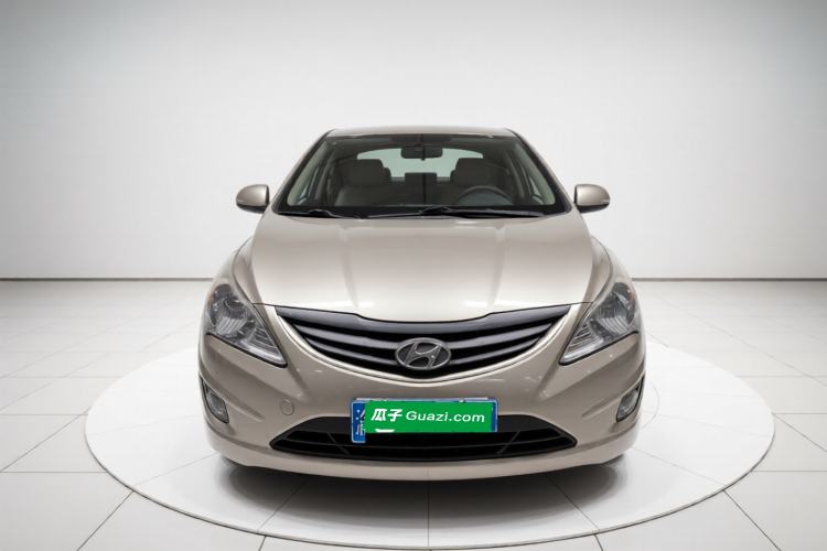 Used Hyundai Verna (older generation) 2010 Sedan 1.4L Manual Comfort GS Front