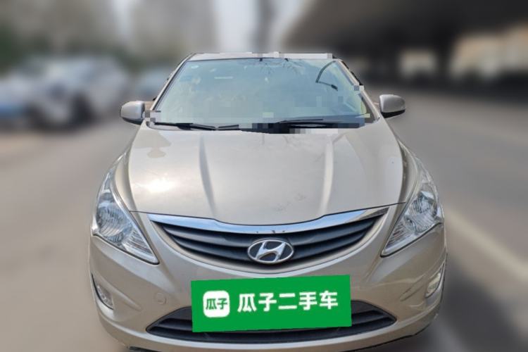 Used Hyundai Verna (older generation) 2010 Sedan 1.4L Manual Comfort GS Front