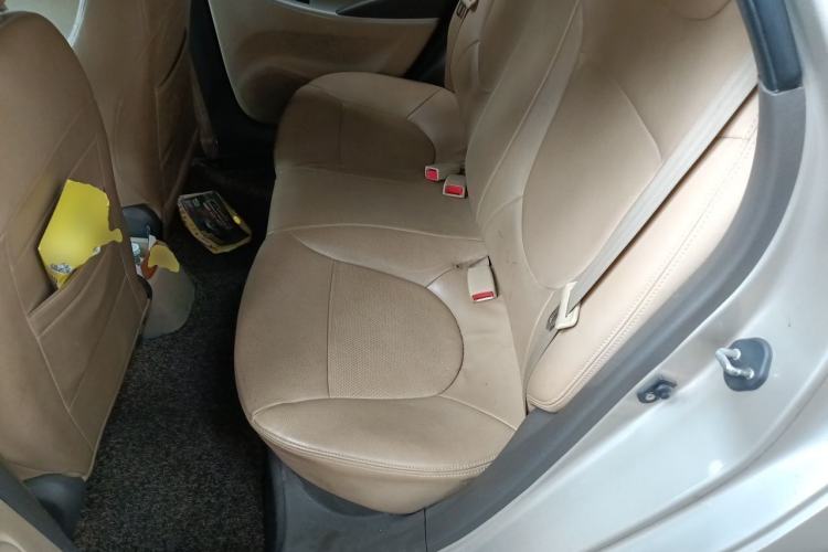 Used Hyundai Verna (older generation) 2010 Sedan 1.4L Automatic Fashionable GT Model Left Rear Seat