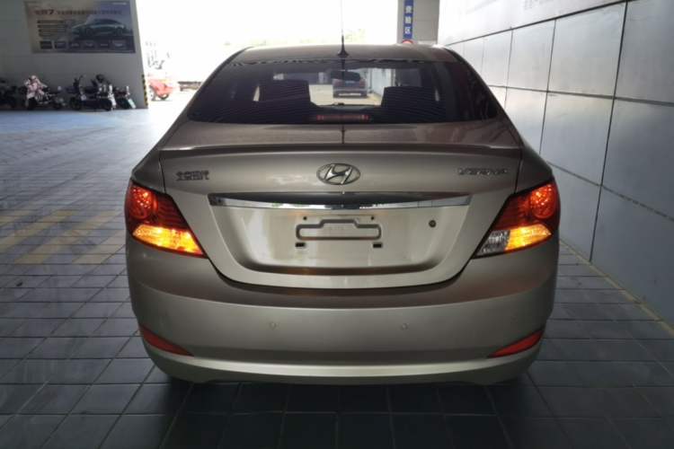 Used Hyundai Verna (older generation) 2010 Sedan 1.4L Manual Comfort GS Rear