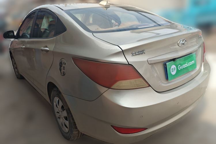 Used Hyundai Verna (older generation) 2010 Sedan 1.4L Manual Comfort GS Rear Left 45 Deg