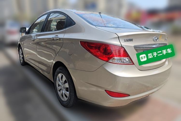 Used Hyundai Verna (older generation) 2010 Sedan 1.4L Manual Comfort GS Rear Left 45 Deg