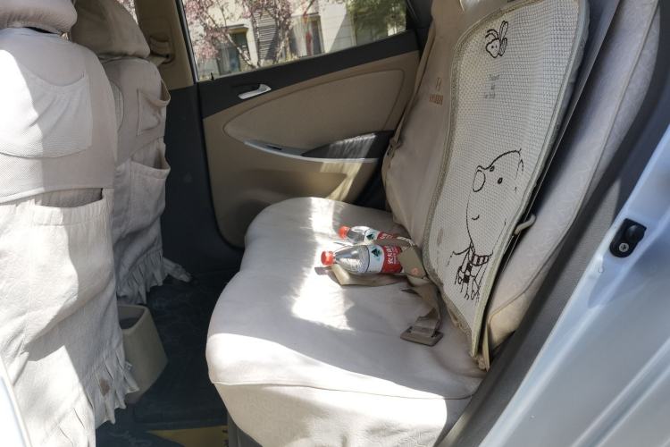 Used Hyundai Verna (older generation) 2010 Sedan 1.4L Automatic Fashionable GT Model Left Rear Seat