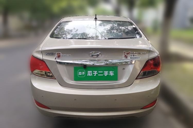 Used Hyundai Verna (older generation) 2010 Sedan 1.4L Manual Comfort GS Rear