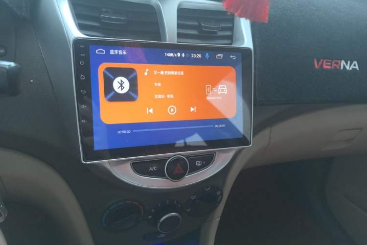 Used Hyundai Verna (older generation) 2010 Sedan 1.4L Manual Comfort GS Audio And AC Panel