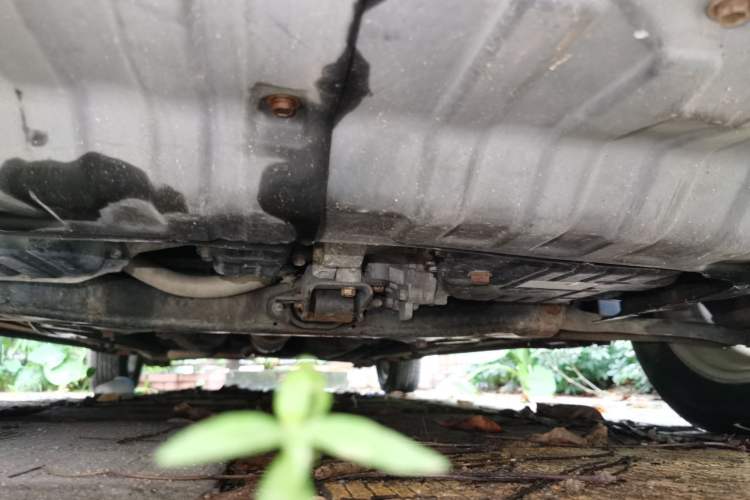 Used Hyundai Verna (older generation) 2010 Sedan 1.4L Automatic Comfort Model GS Chassis Front