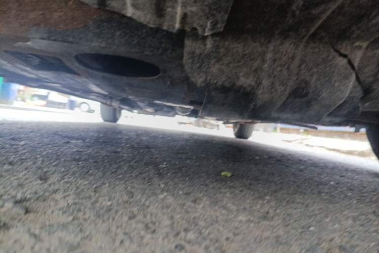 Used Hyundai Verna (older generation) 2010 Sedan 1.4L Manual Standard GL Model Chassis Front