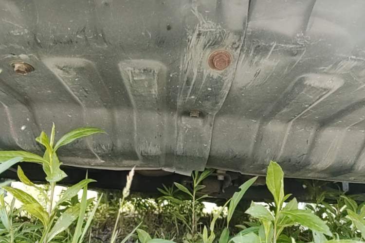 Used Hyundai Verna (older generation) 2010 Sedan 1.4L Manual Comfort GS Chassis Front