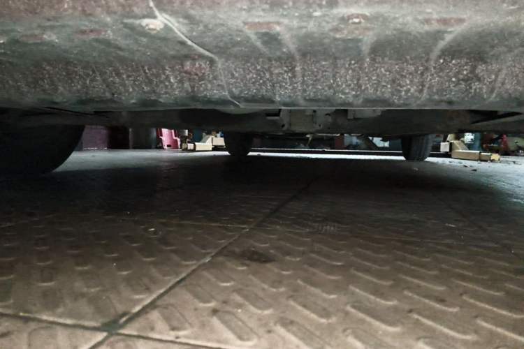Used Hyundai Verna (older generation) 2010 Sedan 1.4L Manual Comfort GS Chassis Front