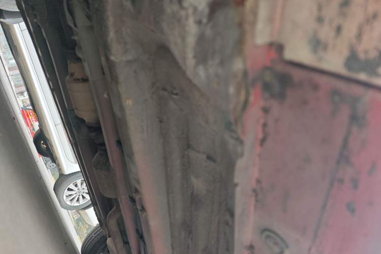 Used Hyundai Verna (older generation) 2010 Sedan 1.4L Automatic Comfort Model GS Chassis Front Left