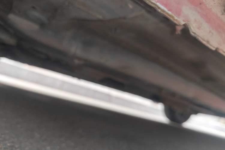 Used Hyundai Verna (older generation) 2010 Sedan 1.4L Manual Comfort GS Chassis Front Left