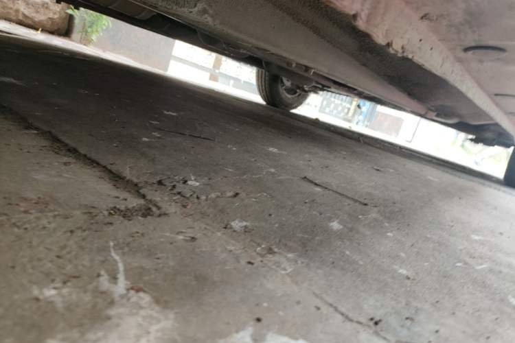 Used Hyundai Verna (older generation) 2010 Sedan 1.4L Automatic Comfort Model GS Chassis Front Left