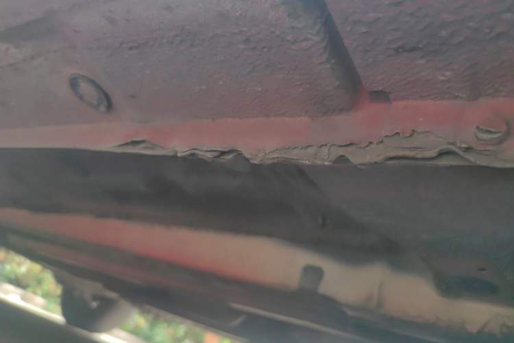 Used Hyundai Verna (older generation) 2010 Sedan 1.4L Manual Comfort GS Chassis Front Right