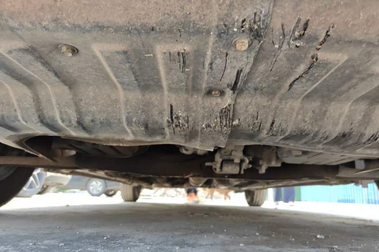Used Hyundai Verna (older generation) 2010 Sedan 1.4L Automatic Comfort Model GS Chassis Front