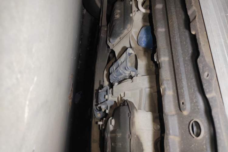 Used Hyundai Verna (older generation) 2010 Sedan 1.4L Automatic Fashionable GT Model Chassis Front