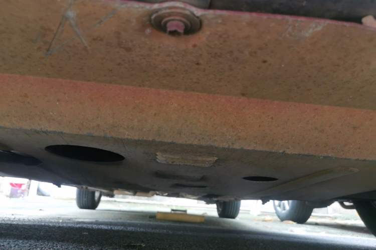 Used Hyundai Verna (older generation) 2010 Sedan 1.4L Automatic Comfort Model GS Chassis Front