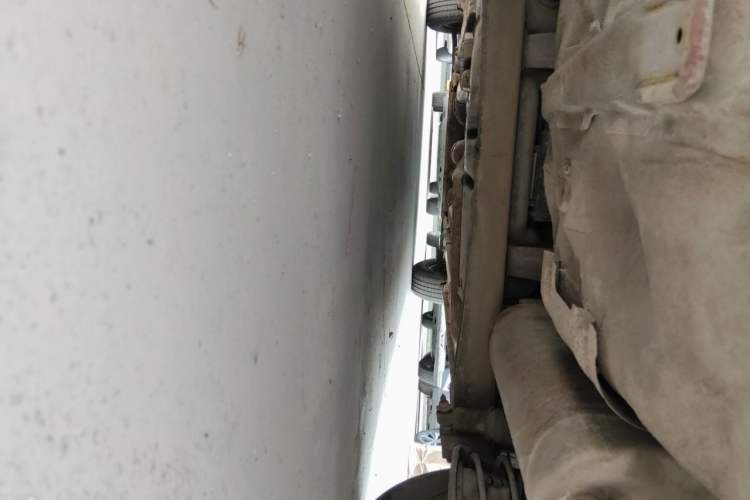 Used Hyundai Verna (older generation) 2010 Sedan 1.4L Manual Comfort GS Chassis Rear