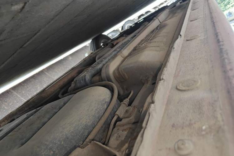 Used Hyundai Verna (older generation) 2010 Sedan 1.4L Automatic BLUE Model Chassis Rear Left
