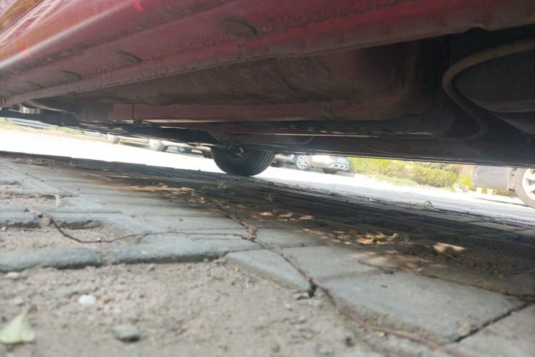 Used Hyundai Verna (older generation) 2010 Sedan 1.4L Manual Comfort GS Chassis Rear Left