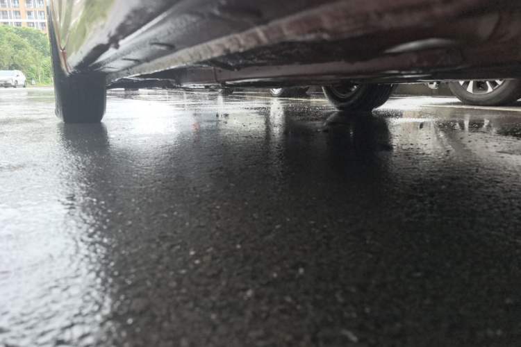 Used Hyundai Verna (older generation) 2010 Sedan 1.4L Manual Comfort GS Chassis Rear Left