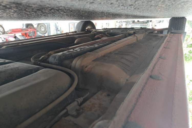 Used Hyundai Verna (older generation) 2010 Sedan 1.4L Manual Comfort GS Chassis Rear Left