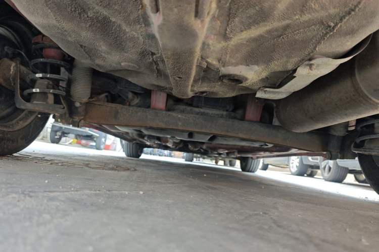Used Hyundai Verna (older generation) 2010 Sedan 1.4L Manual Comfort GS Chassis Rear