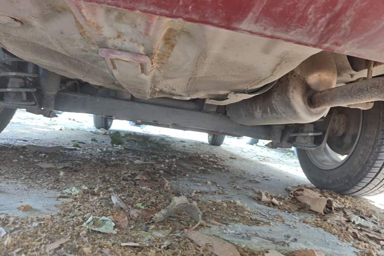 Used Hyundai Verna (older generation) 2010 Sedan 1.4L Manual Standard GL Model Chassis Rear