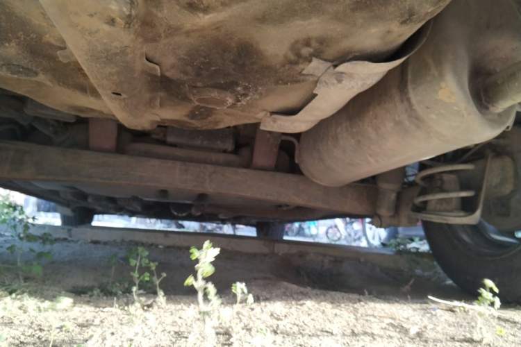 Used Hyundai Verna (older generation) 2010 Sedan 1.4L Manual Comfort GS Chassis Rear