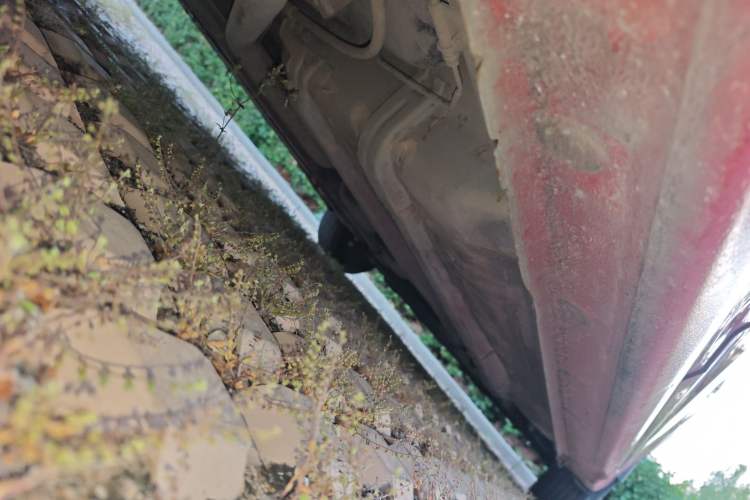 Used Hyundai Verna (older generation) 2010 Sedan 1.4L Manual Comfort GS Chassis Rear Right