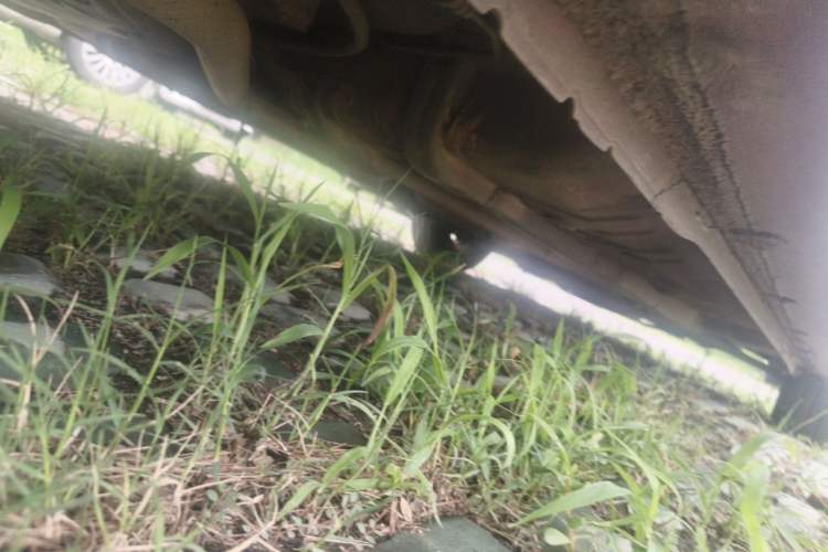Used Hyundai Verna (older generation) 2010 Sedan 1.4L Manual Comfort GS Chassis Rear Right