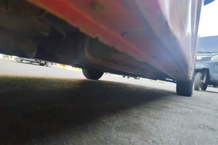 Used Hyundai Verna (older generation) 2010 Sedan 1.4L Manual Comfort GS Chassis Rear Right